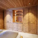 Secret Place 1st Floor With Jacuzzi * Lenk im Simmental