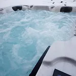 Secret Place 1st Floor With Jacuzzi * Lenk im Simmental