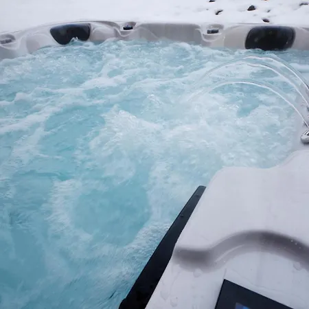 Secret Place 1st Floor With Jacuzzi * 렌크