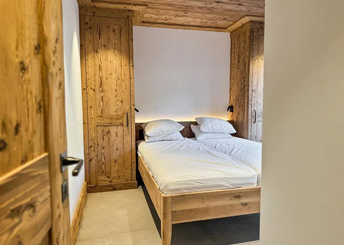 Secret Place 1st Floor With Jacuzzi